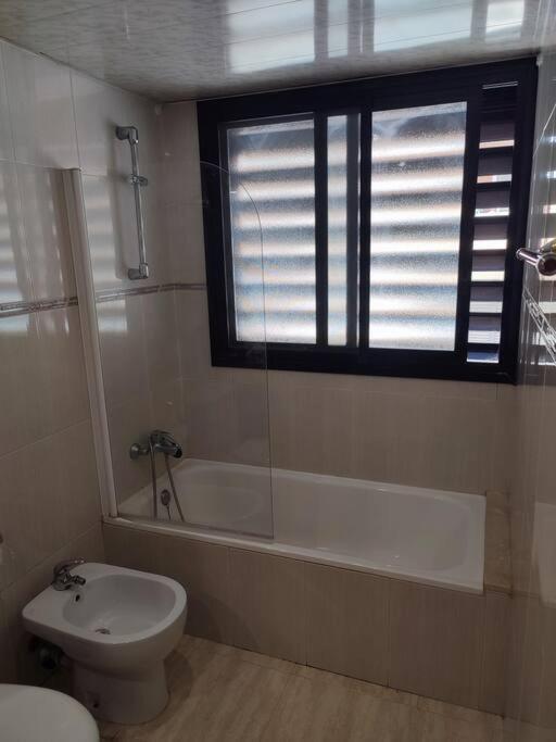 Duplex Con Piscina En Rubi Apartment Exterior photo